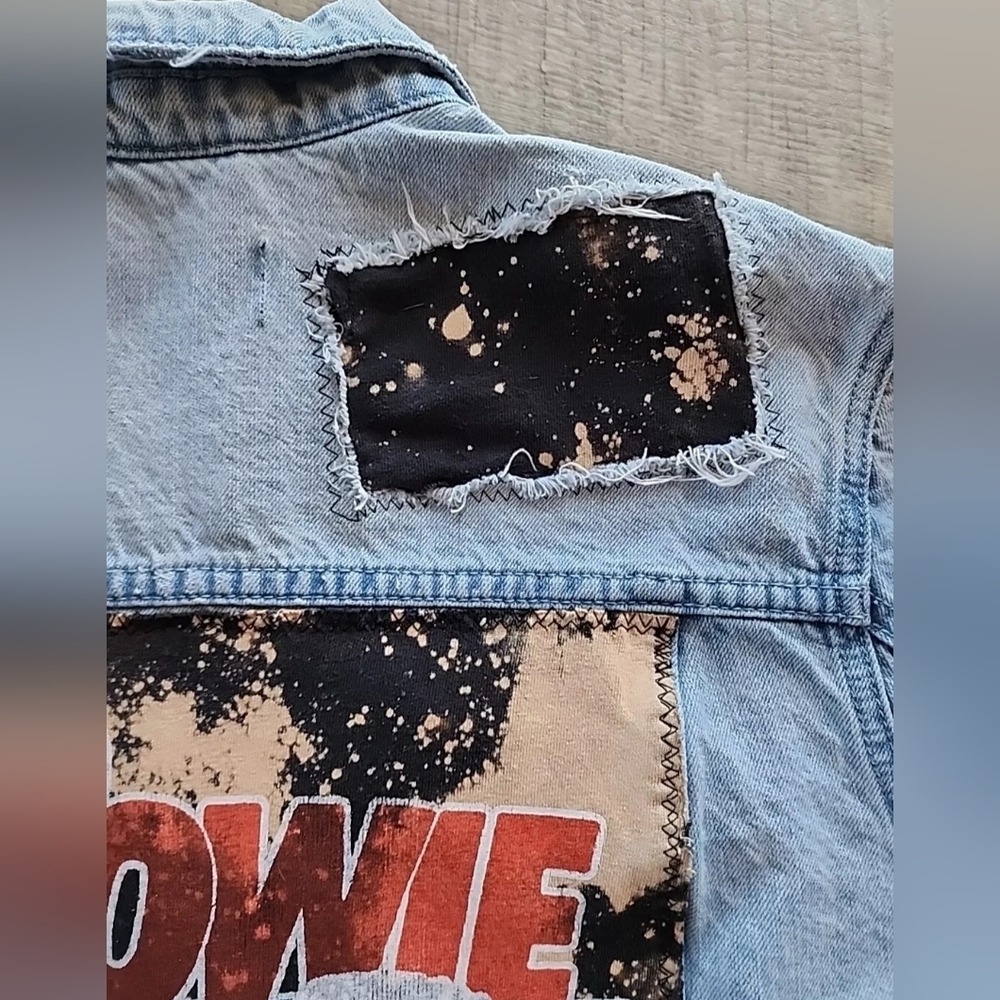SOLD | Upcycled David Bowie Custom Denim Jean Jacket Distressed Bleached M - Picture 10 of 15